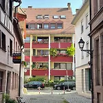 Altstadtoase An Der Marientormauer